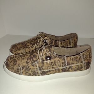 Womens YellowBox/ Olsen Canvas Leopard Print Size 7.5 Slip on Flats